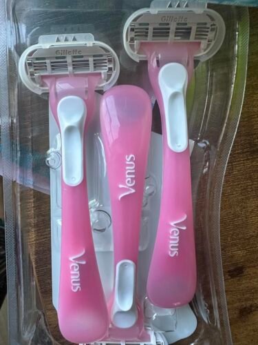 Gillette Venus Sensitive Women's Disposable Razors - Single Package of 3 Razors photo review