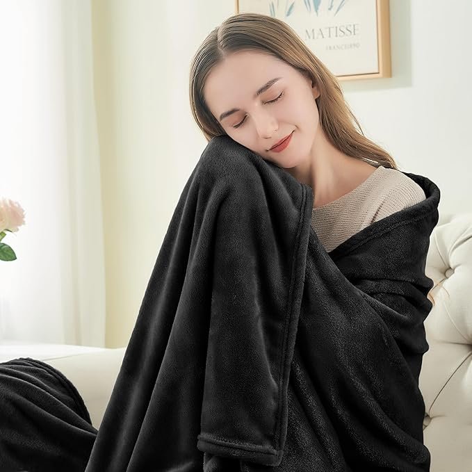 BEDELITE Wool Blanket in Black, suitable for sofas and beds, luxurious plush comfort blanket, 50 x 60 inches, ultra-soft, warm, and lightweight blanket, ideal for travel and camping.