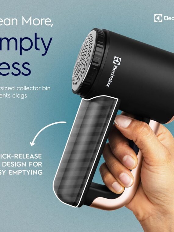 Electrolux Rechargeable Fabric Shaver | 3-Speed ​​Lint Remover for Clothes and Furniture | Eliminates Lint and Pilling | Electric Lint Shaver with LED Display and Type-C Fast Charging Port - Black