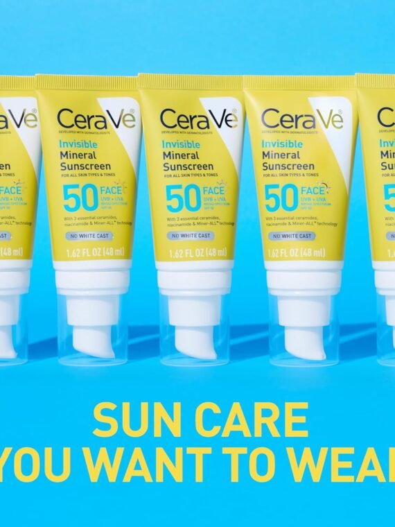 CeraVe Invisible Mineral Sunscreen SPF 50, suitable for sensitive skin, contains zinc oxide and titanium dioxide, vitamin E + niacinamide + ceramide, oil-free, travel size 1.6 oz.