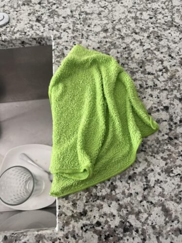 HOMEXCEL Microfiber Cleaning Cloths 210GSM, 12-pack, Size: 11.5" x 11.5", ultra-soft, high-density non-abrasion cleaning towels, suitable for cars, glass, kitchens, reusable cloths, blue/grey/yellow/pink. photo review